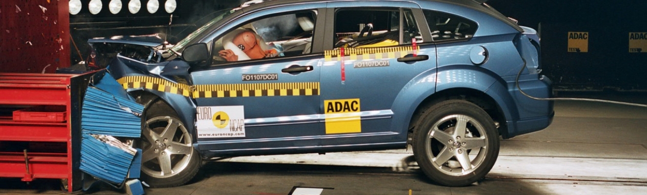 Un 25% de las sillitas infantiles de coche son inseguras según el RACE
